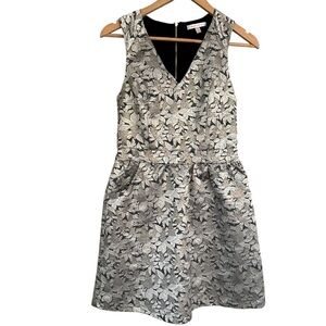 Under Skies dress gold toned Floral Sleeveless small